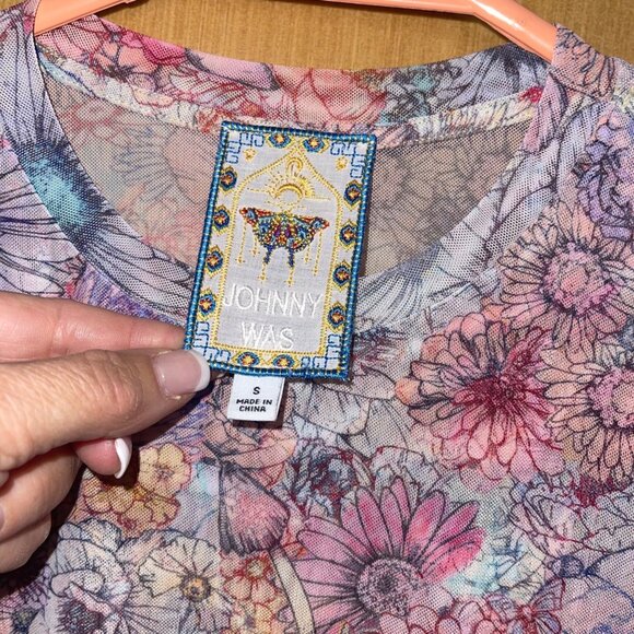 Johnny Was Womens Size Small Crewneck Multicolor Floral Mid-Sleeve Tee Casual - Picture 4 of 8